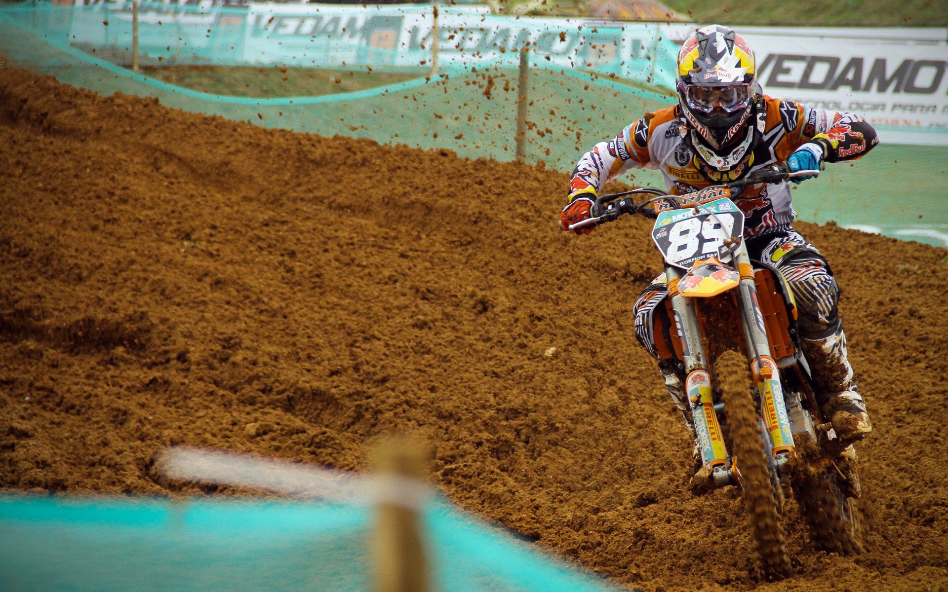 萨拉赫连续十场比赛得分超过大胜,勇士挑战极限!